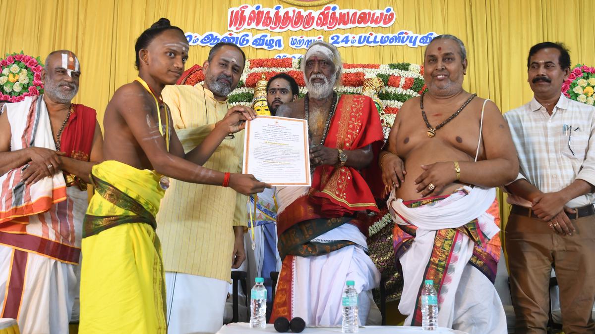 Parents hailed for supporting their children’s pursuit of Sanskrit education