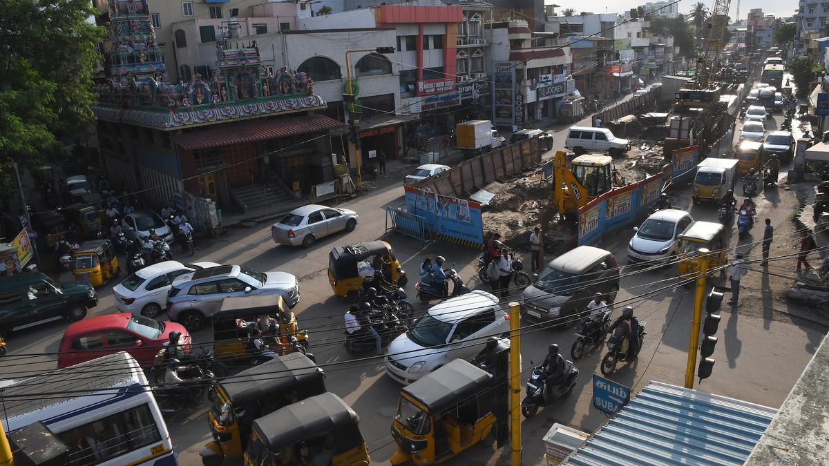 Reckless driving, Metro Rail work add to chaos at Virugambakkam