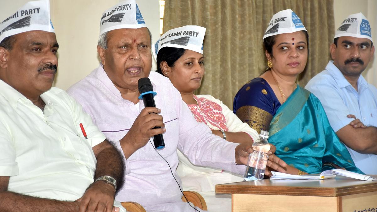 AAP flays Congress for conditions in guarantee schemes