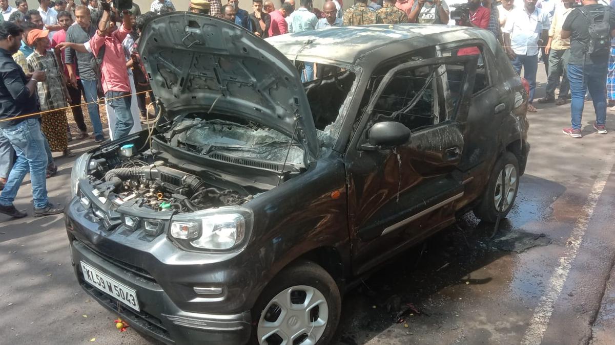 Two people including pregnant woman charred to death after their car caught fire in Kannur; four escape alive