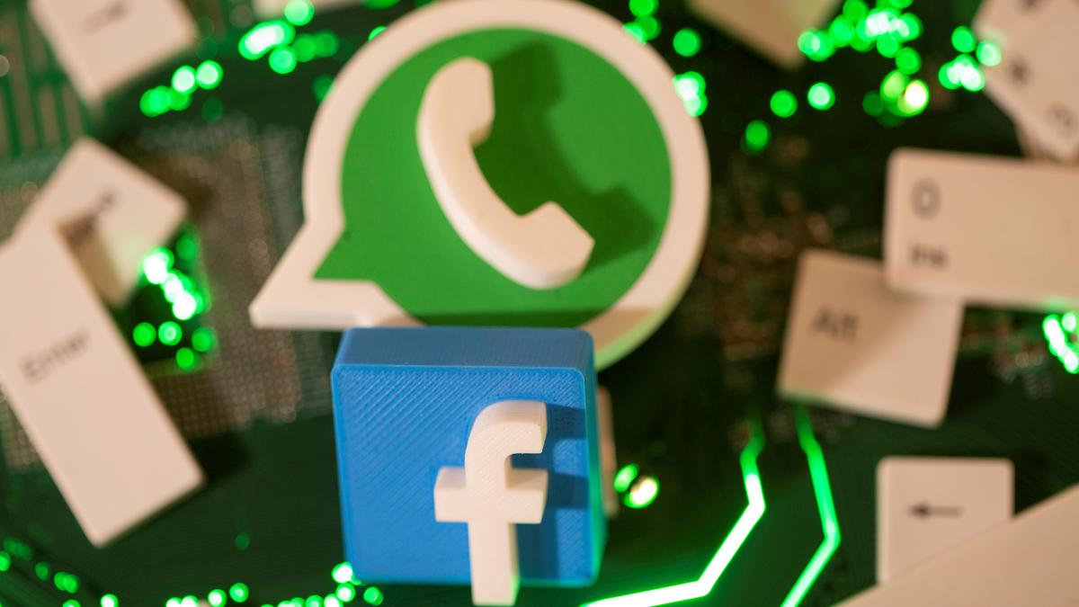 Delhi High Court rejects WhatsApp, Facebook appeals against CCI probe