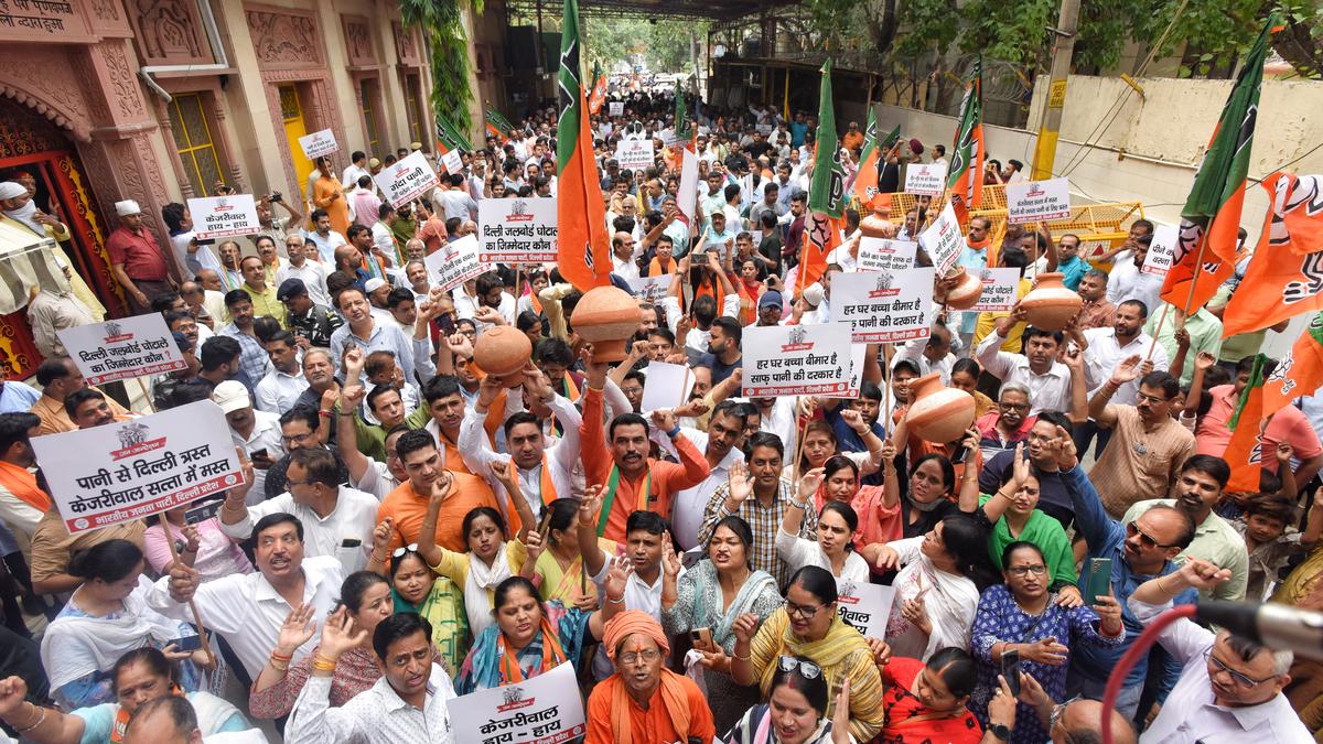 BJP workers flood Jal Board office over drinking water ‘crisis’