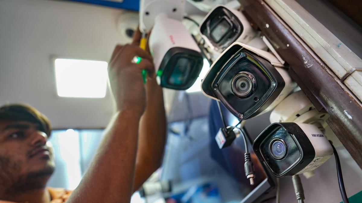 Bengaluru police to add over 890 AI-based cameras even while 2,500 existing ones are not working