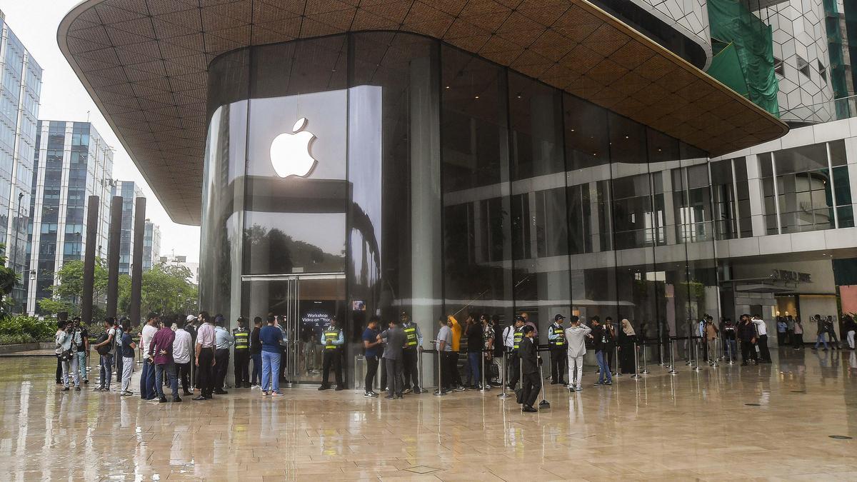Apple begins hiring for various roles based in Hyderabad, hints at opening store in city