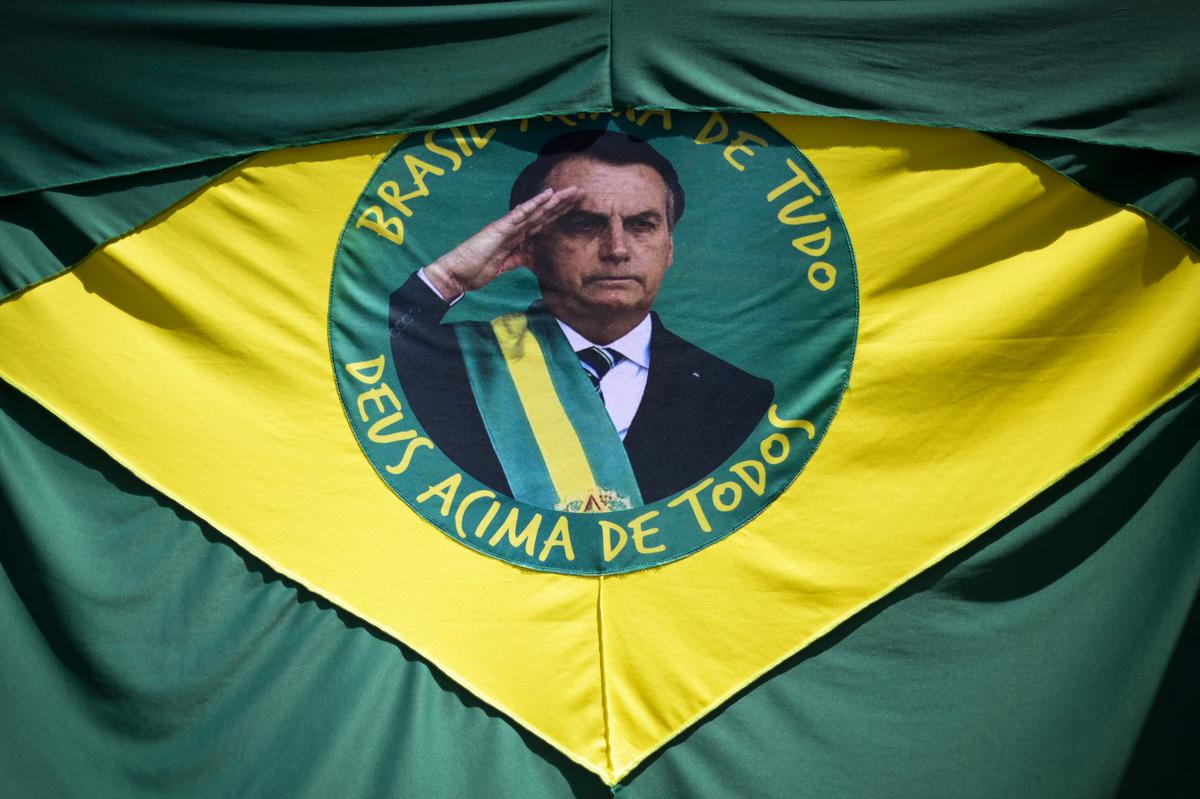 Brazil's Bolsonaro apologises amid 'pedophilia' row