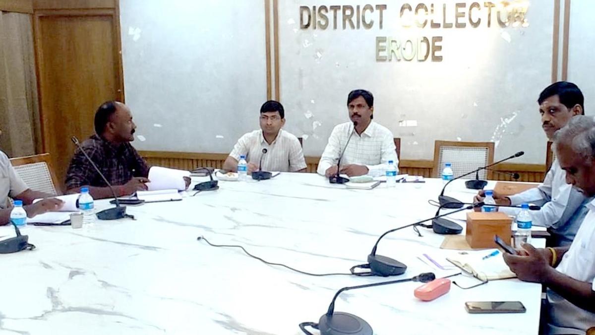 Collector reviews drinking water supply and solid waste management works in Erode