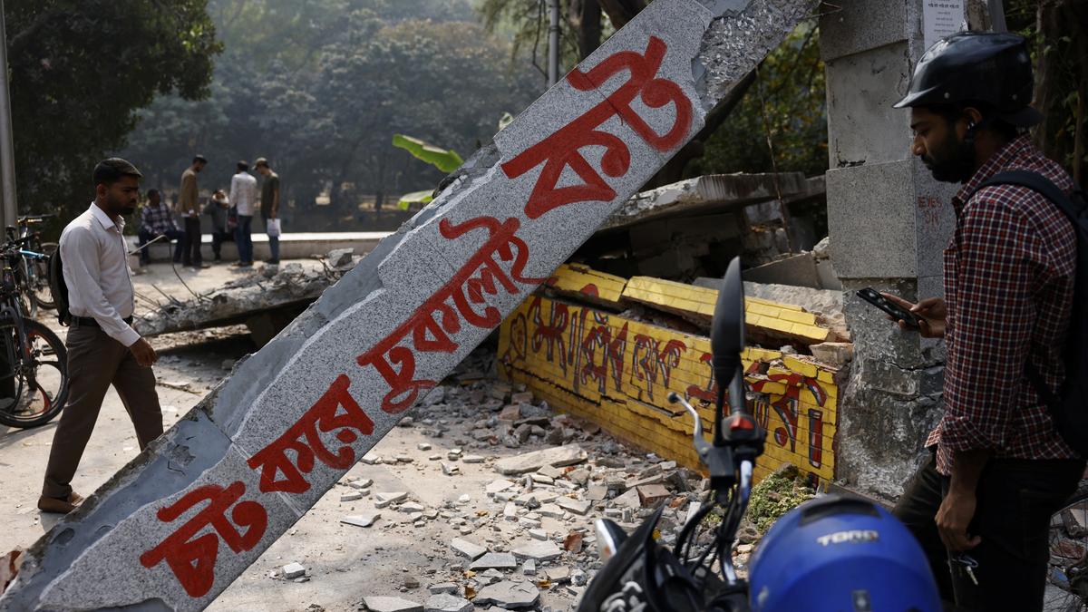 Bangladesh protesters target homes of Awami League leaders in fresh wave of vandalism