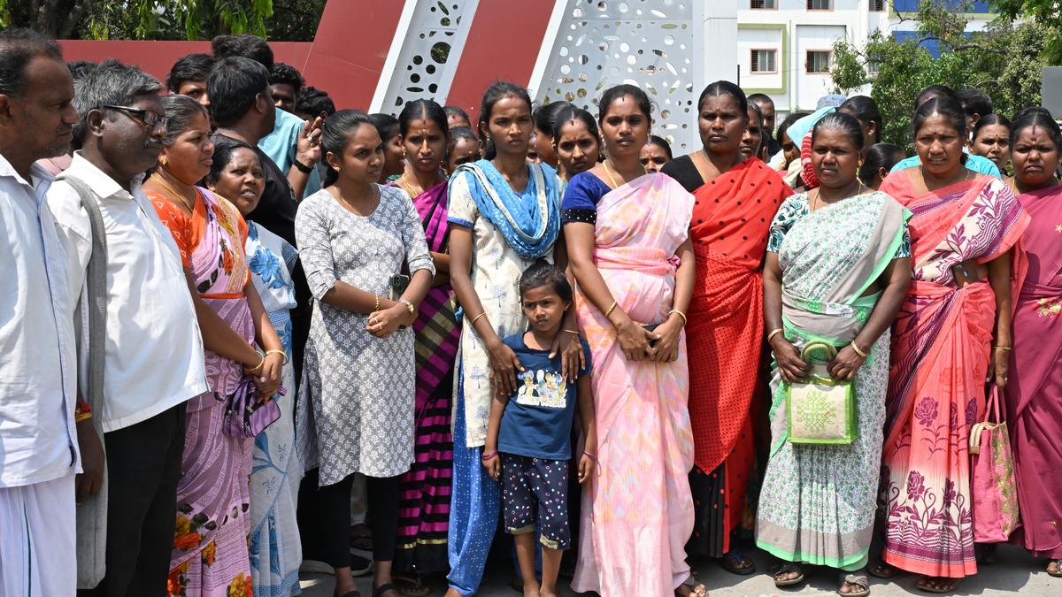 Residents seek closure of liquor outlet in Coimbatore