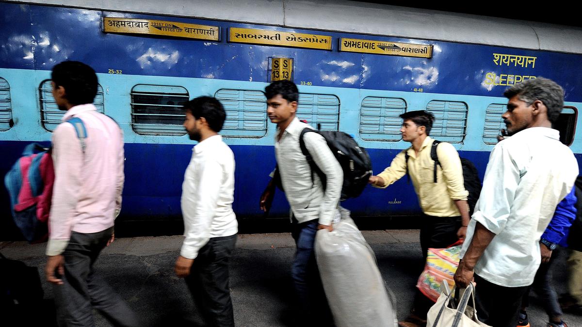 20 coaches of Sabarmati Express derail near Kanpur, no injuries reported