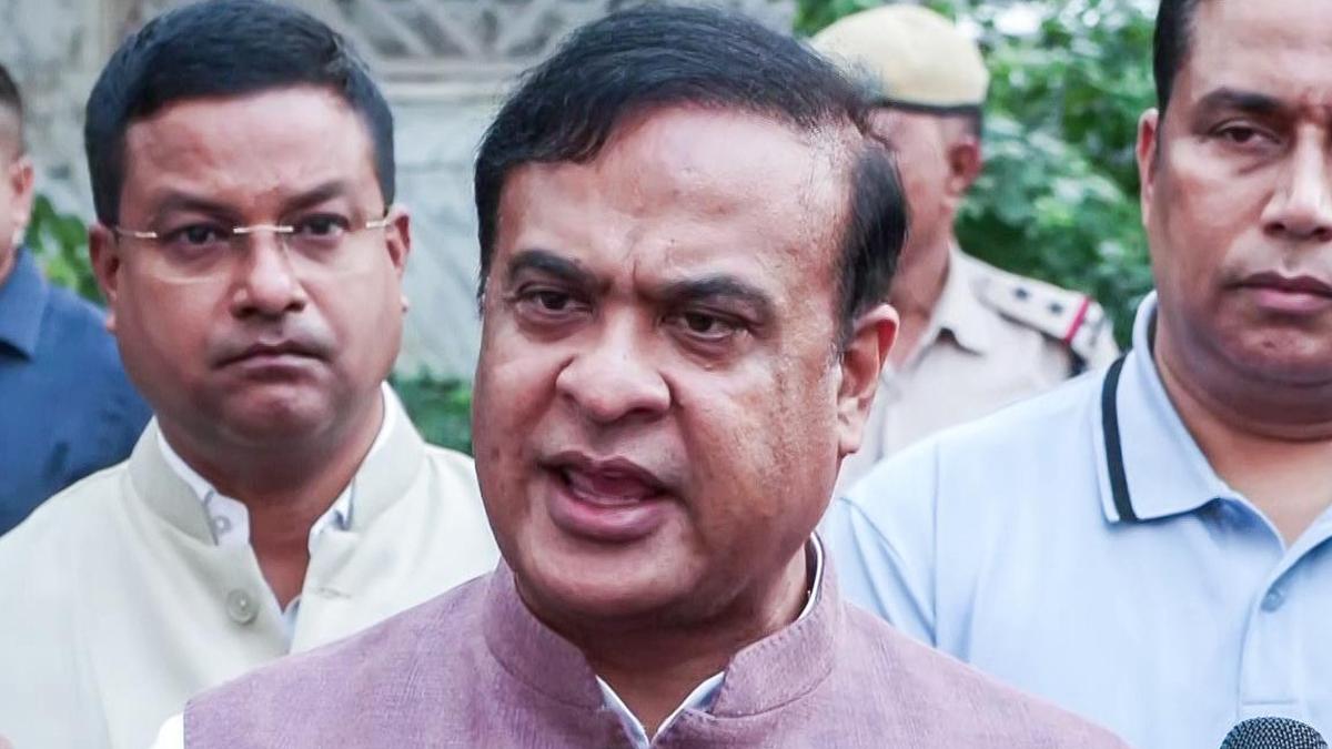 Treason case to be filed against Congress leaders for singing Bangladesh national anthem: Assam CM