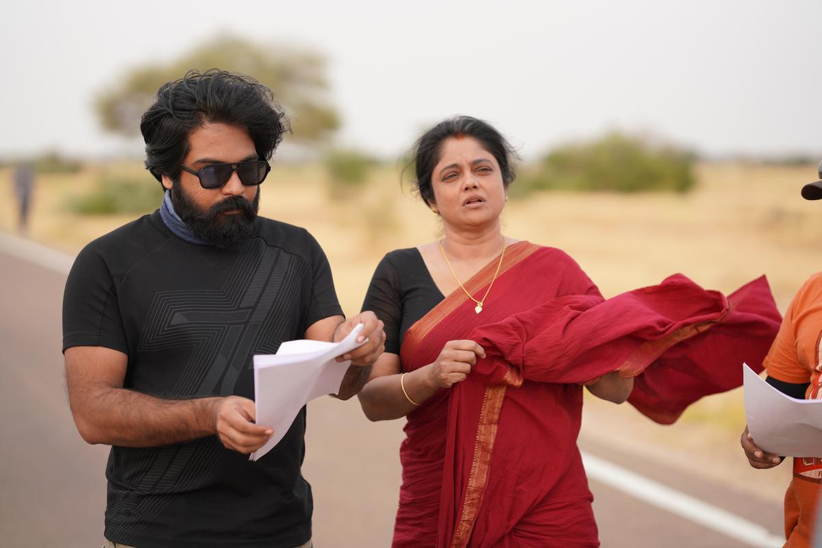 Director Nithish Sahadev and Manju Pillai during the shooting of the Falimy. 