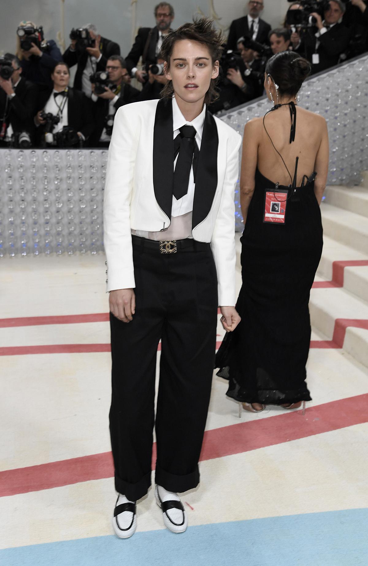 Kristen Stewart attends The Metropolitan Museum of Art’s Costume Institute benefit gala celebrating the opening of the “Karl Lagerfeld: A Line of Beauty” exhibition