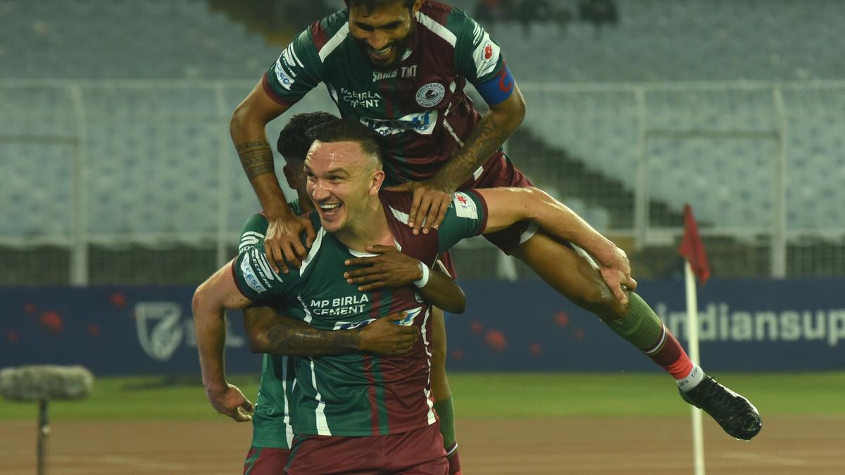 ISL: Mohun Bagan trounces Hyderabad FC