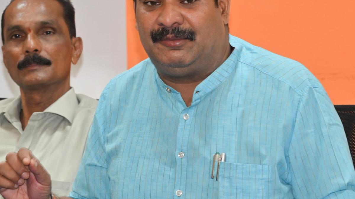 MLA alleges corruption in purchase of medicines by AYUSH Dept.; seeks suspension of guilty officials