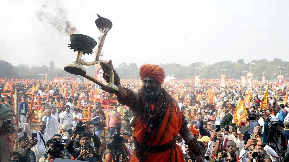 Gita chanting event in Kolkata turns into political show of strength for BJP