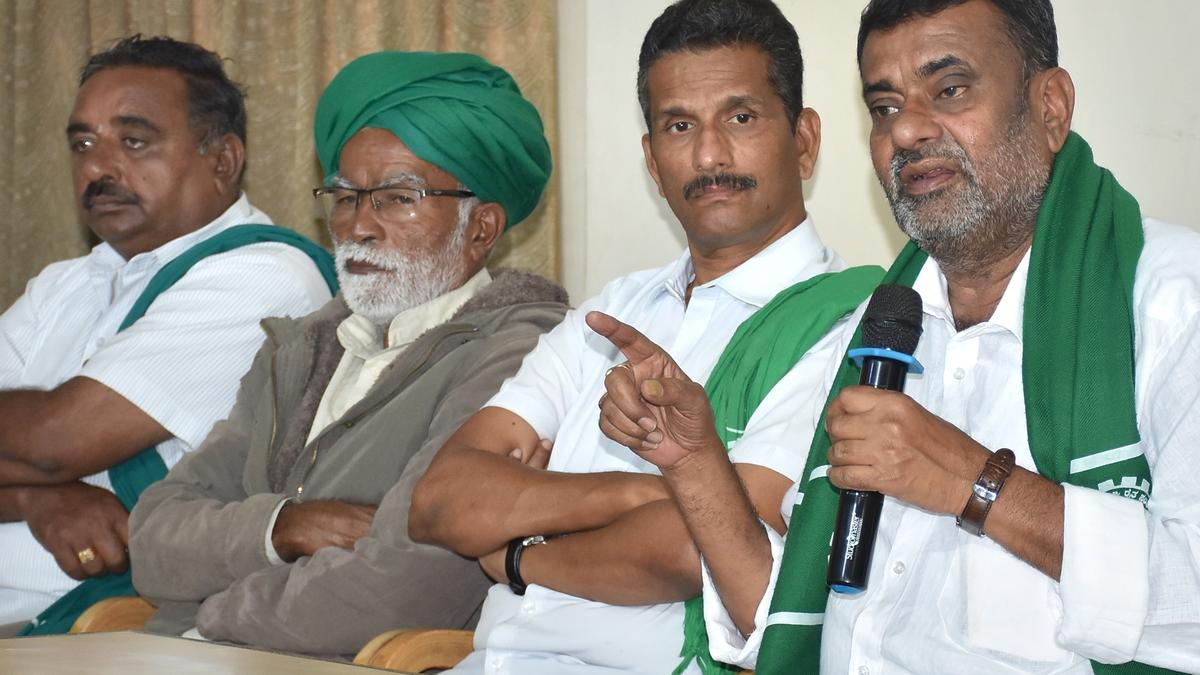 KRRS demands increase in support price for copra 