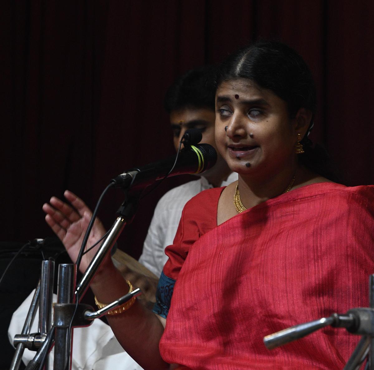 गायक एनएस कामाक्षी गायक एनएस कामाक्षी