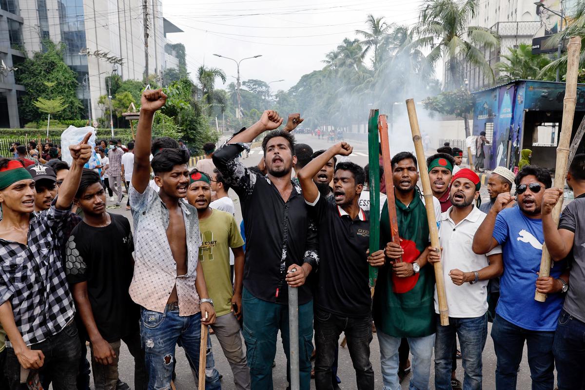 Bangladesh Protests: Nearly 100 Killed, Hundreds Injured In Clashes ...