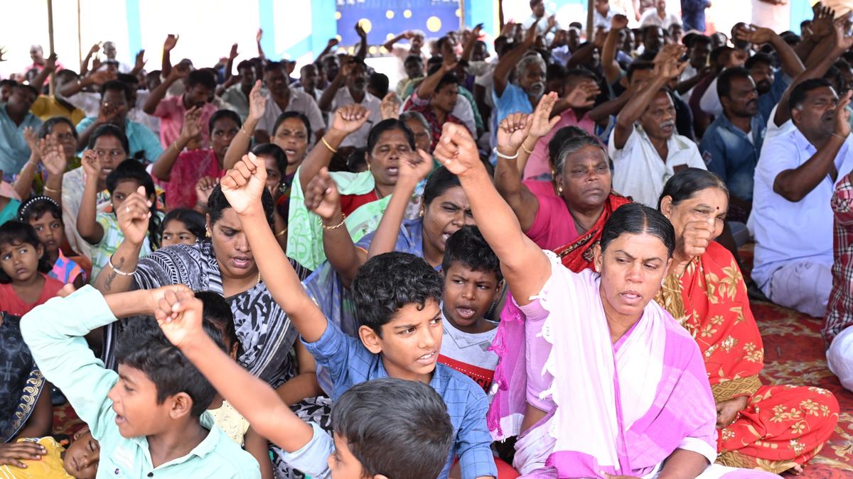 T.N. fishermen, families observe fast over arrests by Sri Lankan Navy