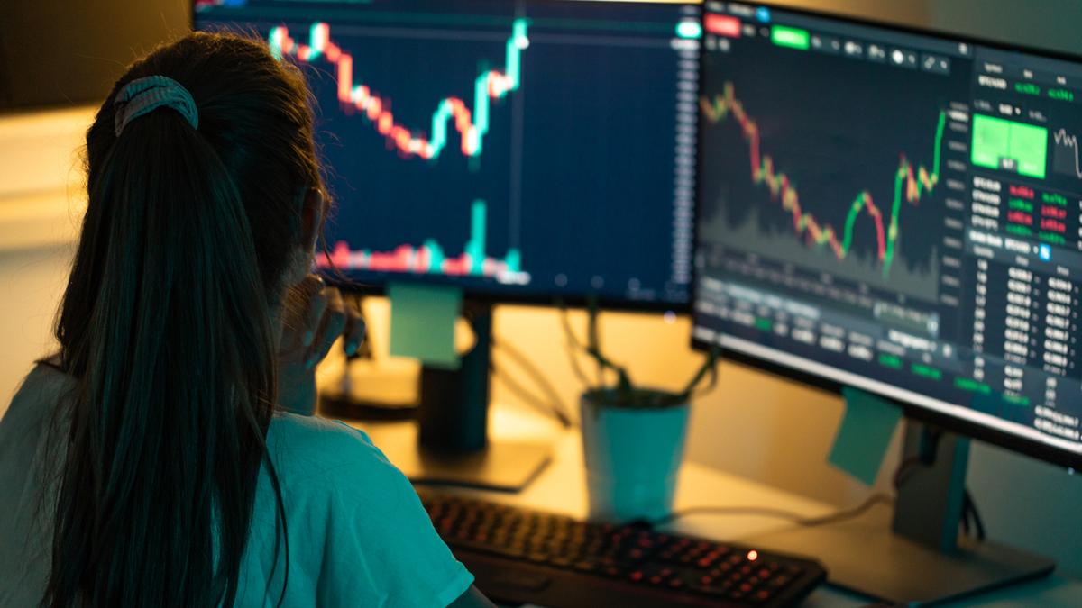 Stock markets bounce back on buying in metal, bank stocks; optimism over India-EU FTA