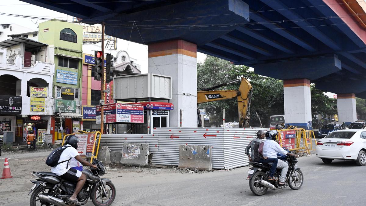 UGD works near Trichy Road flyover pillars at Ramanathapuram junction in Coimbatore raises concern