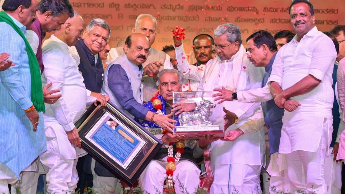 CM, leaders all praise for Horatti, Chairman of Council felicitated for completing 45 years as MLC