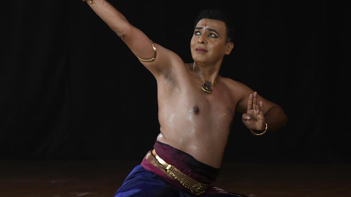 Vaibhav Arekar added a new flavour to the Bharatanatyam margam