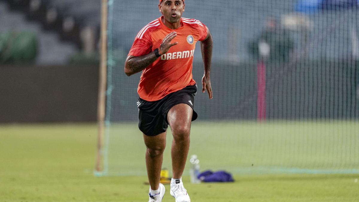 CWC 2023 | Paras Mhambrey heaps praise on Suryakumar Yadav, says 'he is a difficult batsman to bowl'