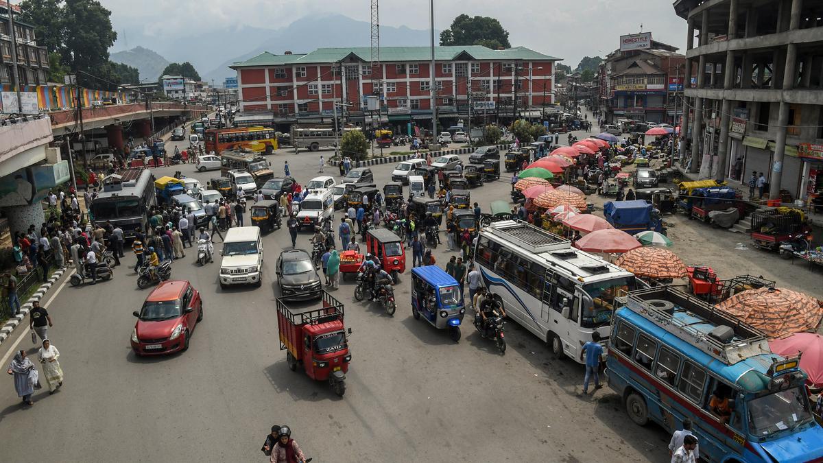 Unable to give exact date when J&K Statehood would be restored, Centre tells SC