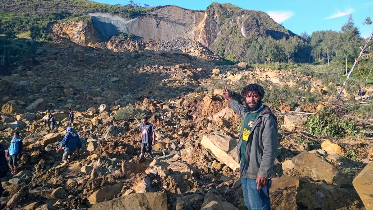 Over 100 feared dead by a landslide in Papua New Guinea