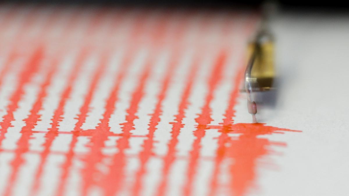 Earthquake of magnitude 4 hits northwestern Nepal