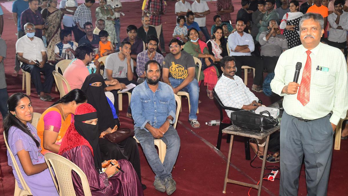 Ex-serviceman’s quiz contest a hit among students