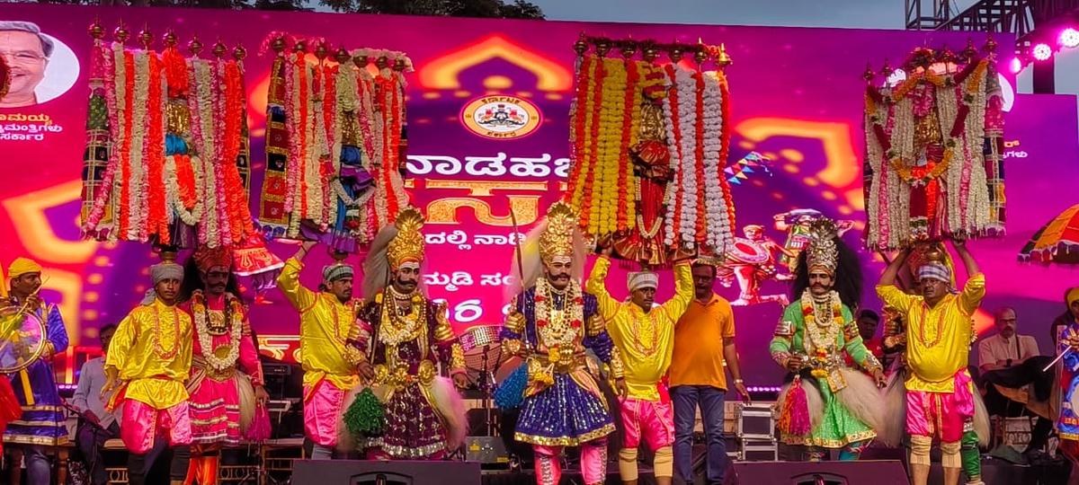 Overwhelming response to Cauvery Aarti and adventure sports' - The Hindu