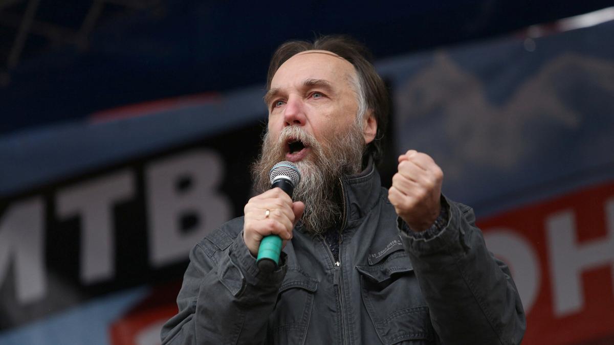 Who is Alexander Dugin, Russian nationalist whose daughter died in car bomb attack?