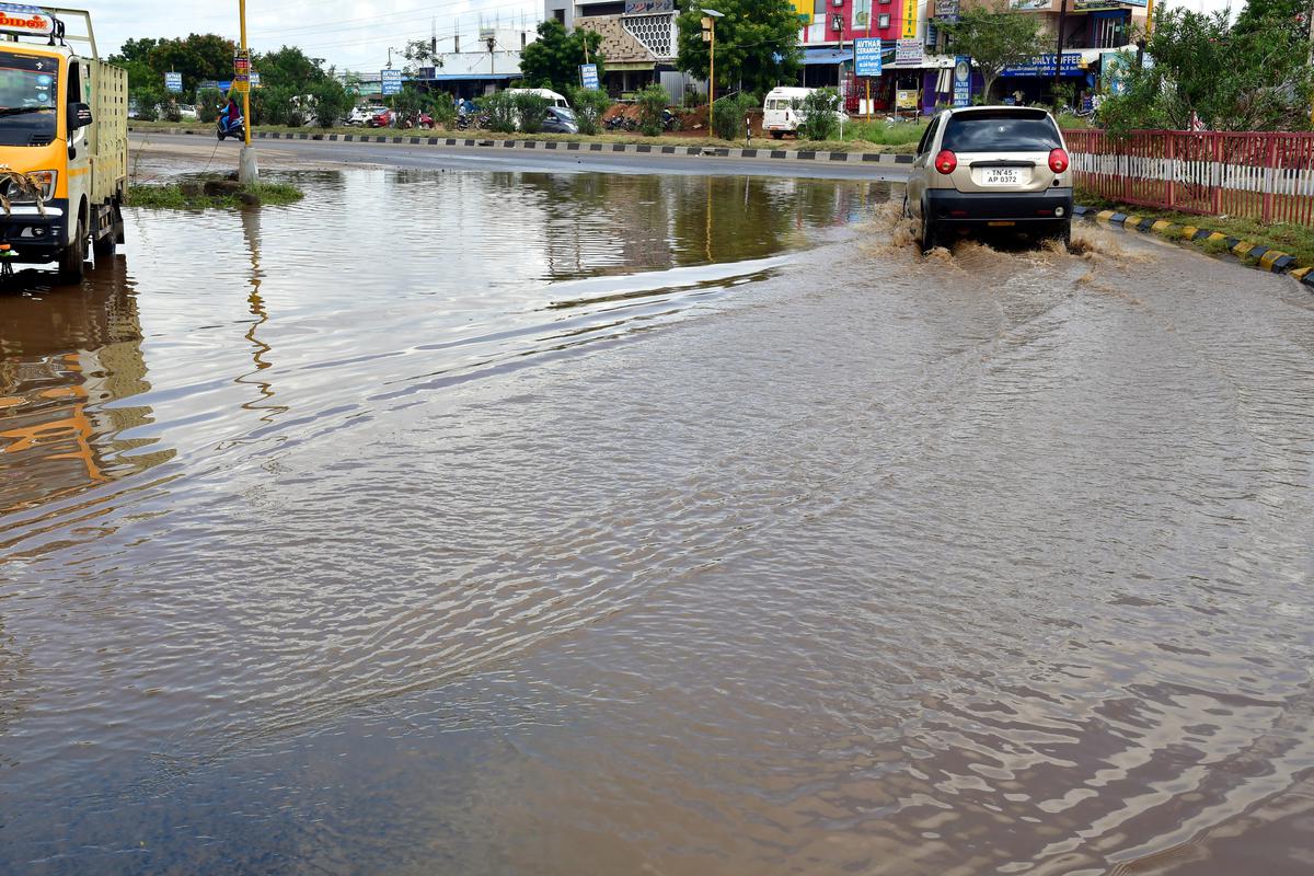 Rain lashes Dindigul for over four hours