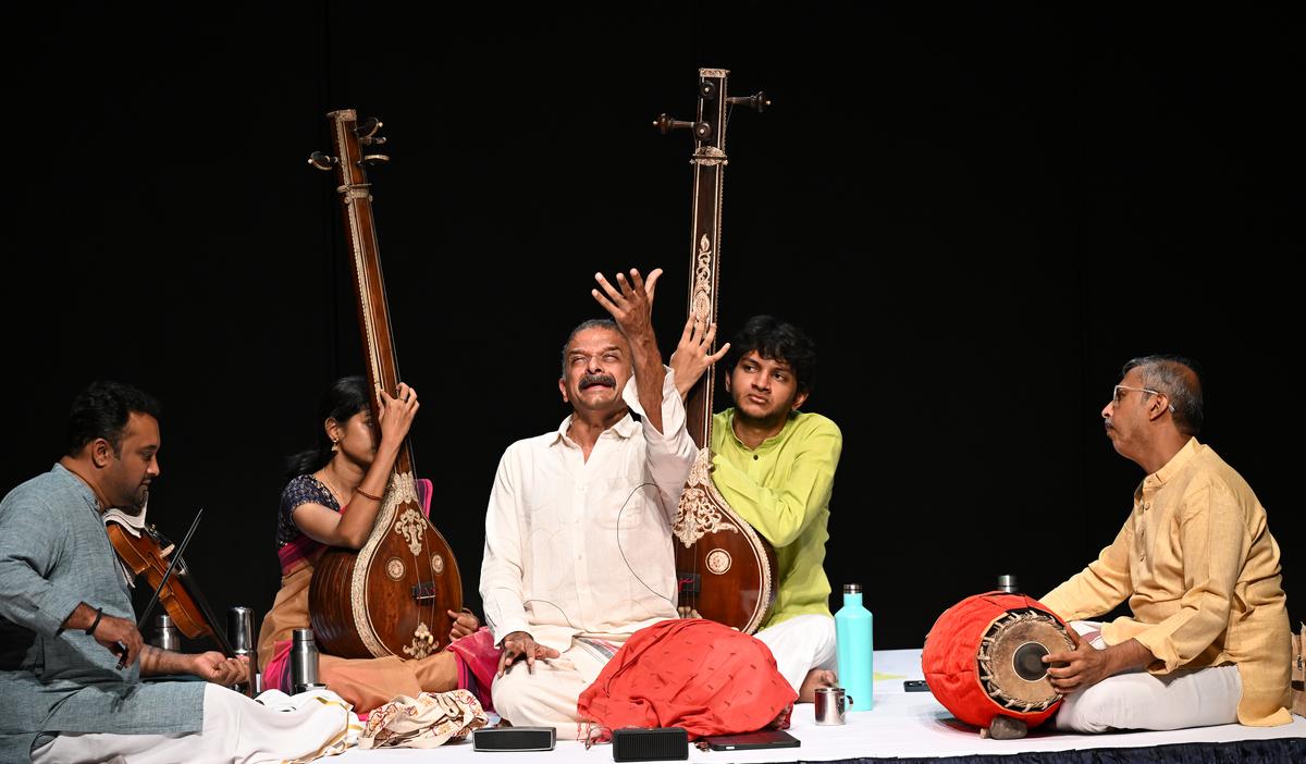 Krishna performed a mikeless concert at the Asian College of Journalism.  