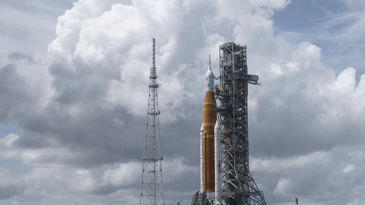 NASA to make second attempt at debut moon rocket launch on September 3