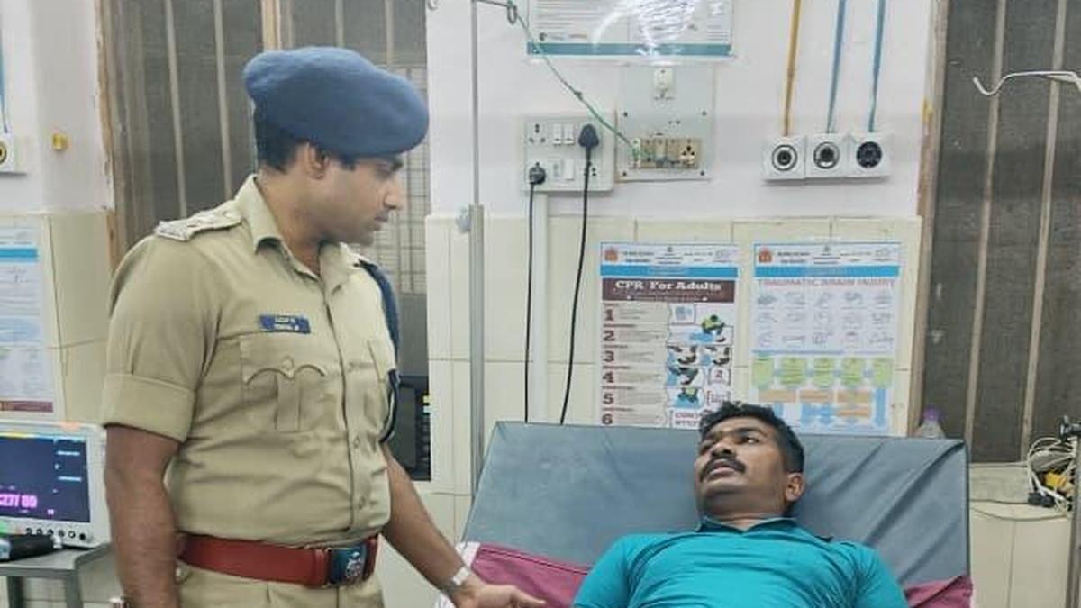 Shivamogga police open fire, arrest rowdy-sheeter and his associates near Bhadravathi