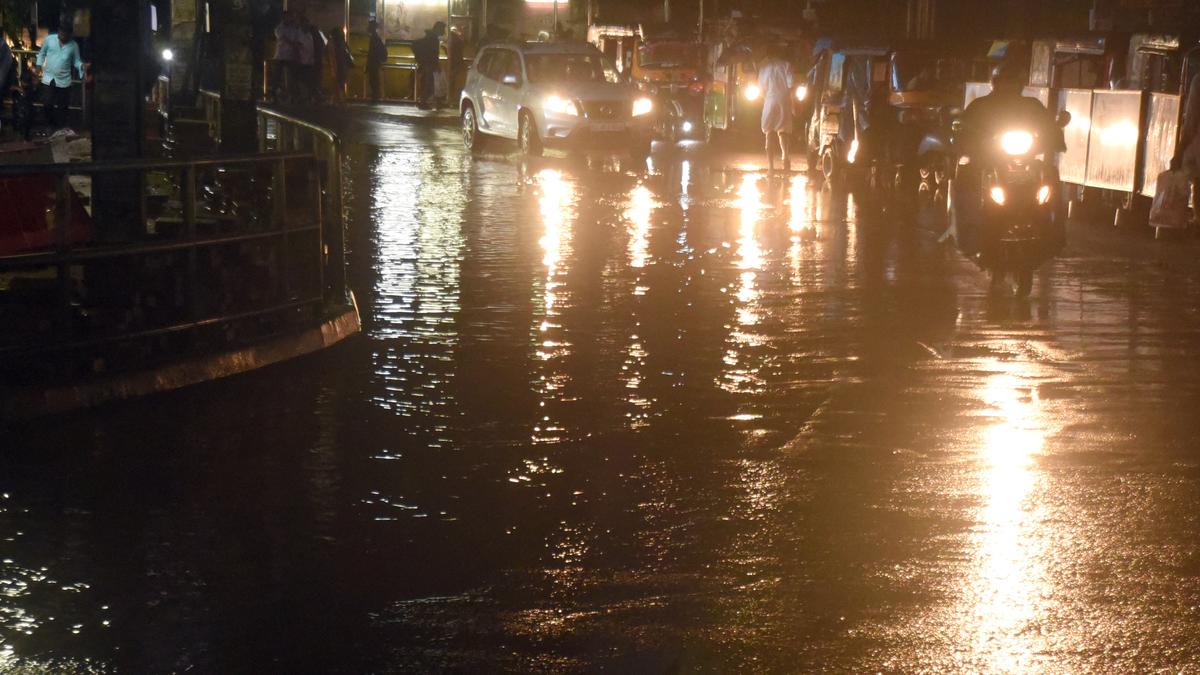 Pre-monsoon showers cause waterlogging in Kozhikode