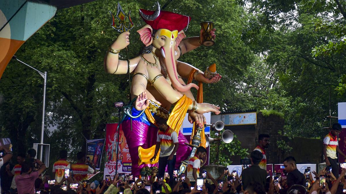 Make sure Ganeshotsav Mandals do not use Plaster of Paris idols: Bombay High Court to State