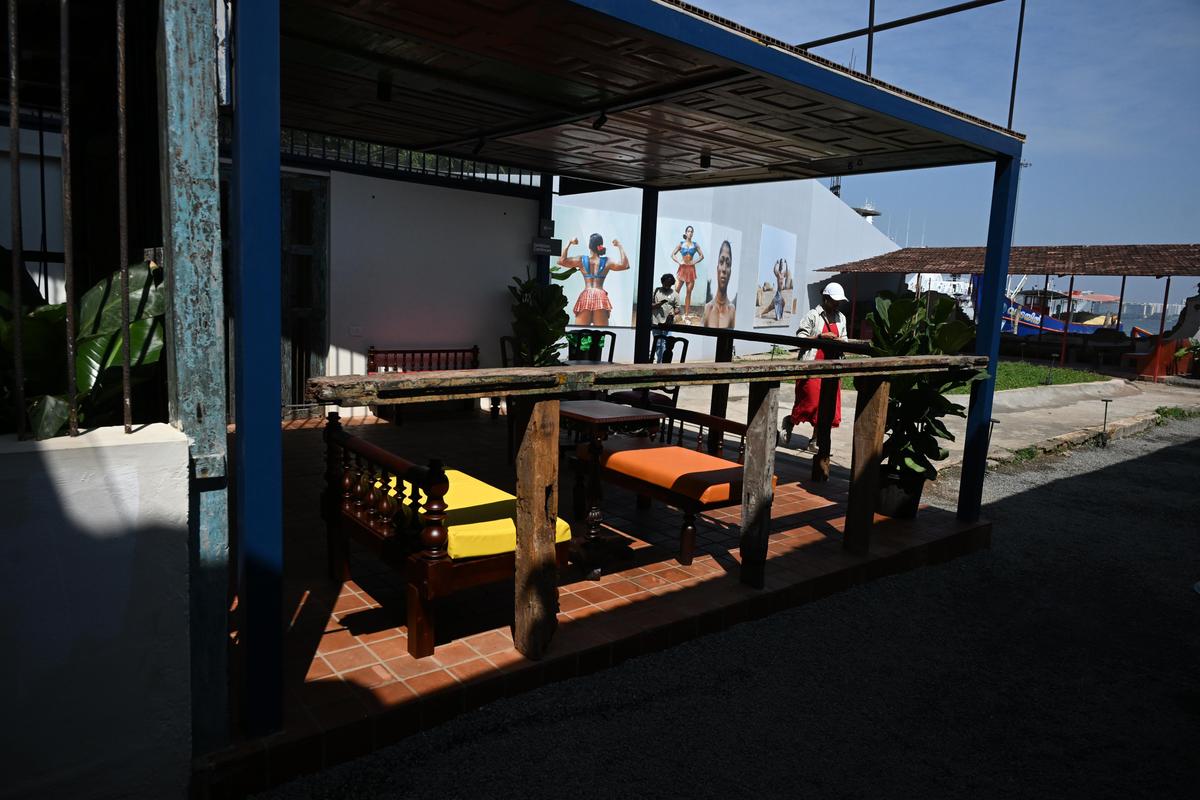 Coz Layover, la caffetteria dell'Armaan Collective 