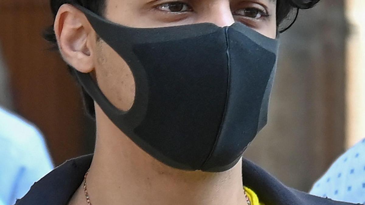 Bengaluru Police launch suo moto probe into Aryan Khan’s ‘hand gesture’ at a city event