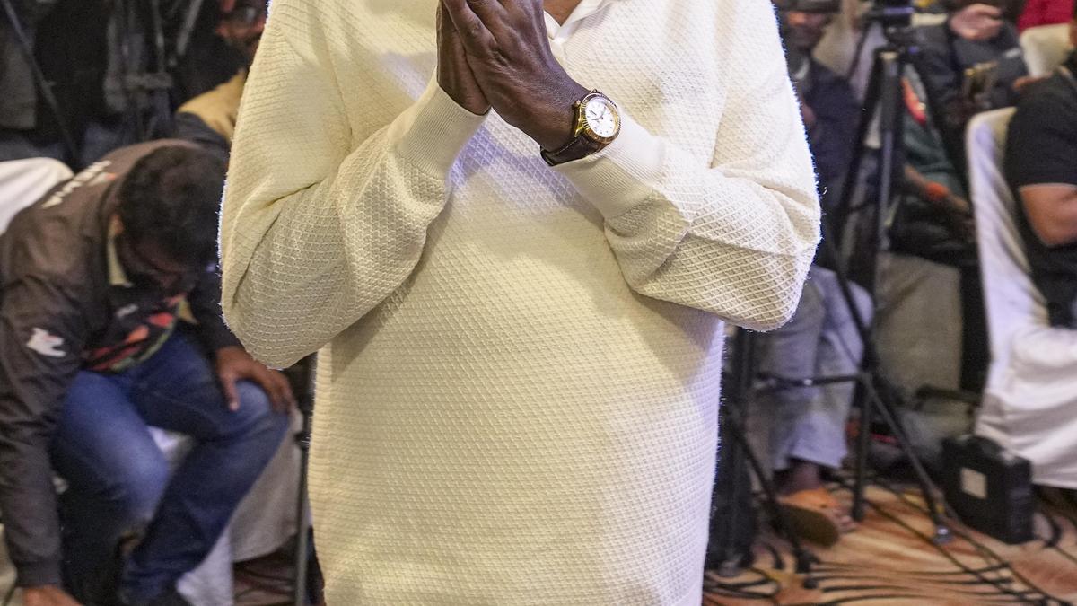 HDK seeks allotment of land from State government to establish ARAI facility in Mandya