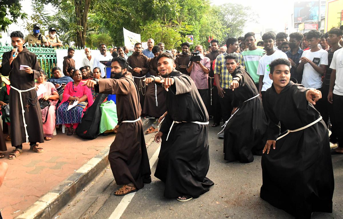 Vizhinjam protesters announce parallel study to assess impact of port