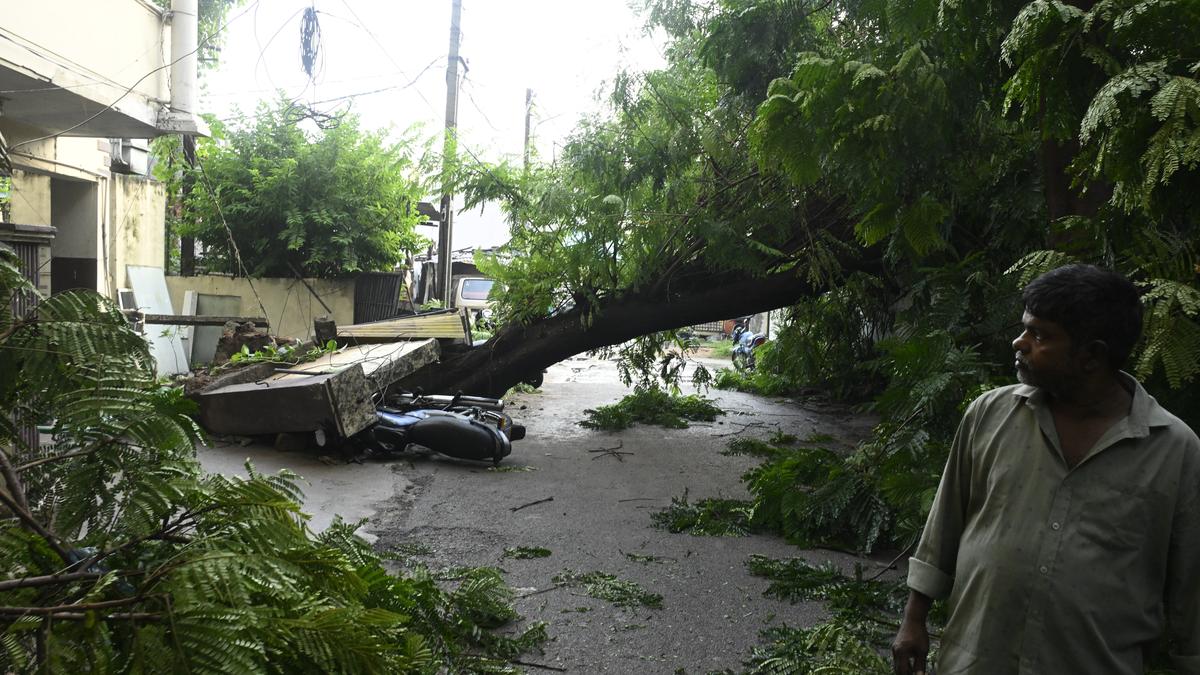 Light to moderate rain likely in Hyderabad on September 18: IMD