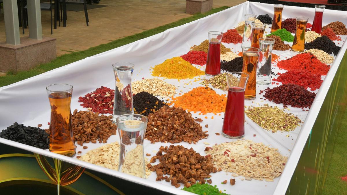 Tiruchi’s bakers prepare festive cakes, cookies ahead of Christmas and New Year