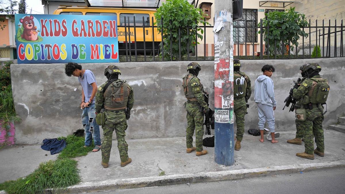 Ecuador says 178 prison guards, staff members are held hostage by gangs