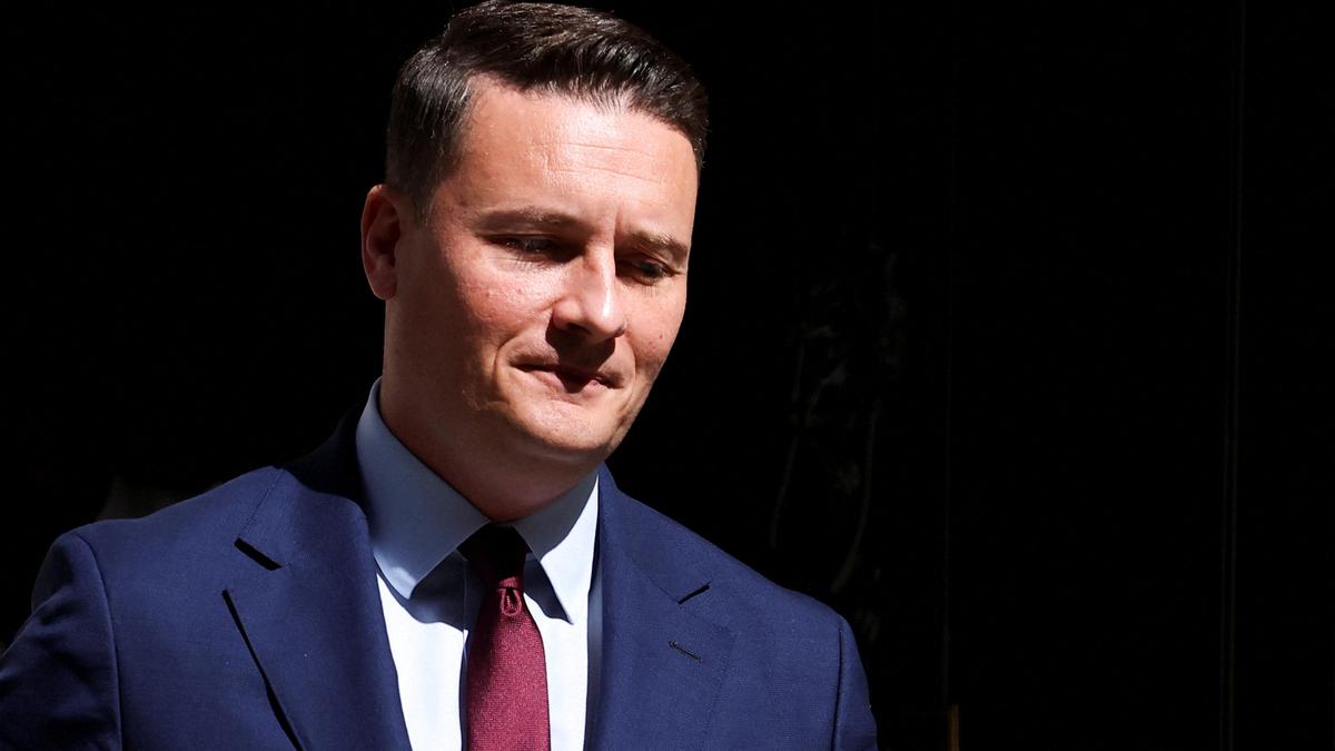 Starmer’s rivals take steps towards a contest for his post