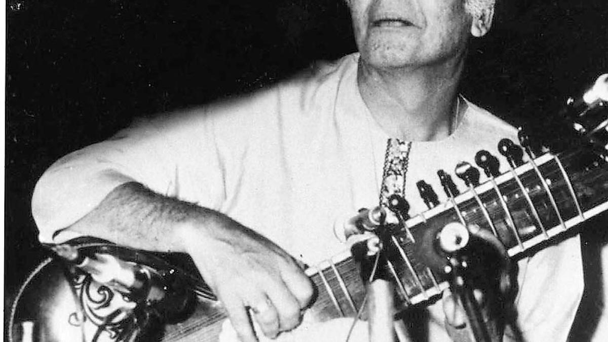 Keeping Ustad Vilayat Khan’s musical style alive