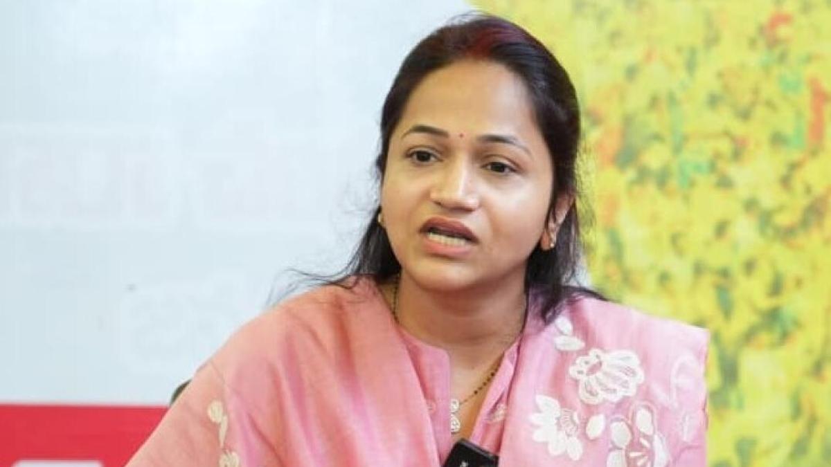 MLA Sridhar Reddy’s daughter Sai Vaishnavi enters politics, vows TDP win in Nellore